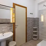 Dimora Manzoni - 117 Mq Con Terrazzo E Ascensore Per 5 Persone Apartment Gorizia