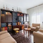 Dimora Manzoni - 117 Mq Con Terrazzo E Ascensore Per 5 Persone * Gorizia